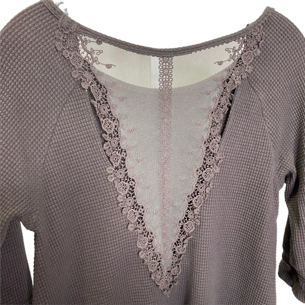 Free People Charcoal Gray Waffle Knit Lace Back High‎ Low Thermal Top Womens S - Picture 4 of 7